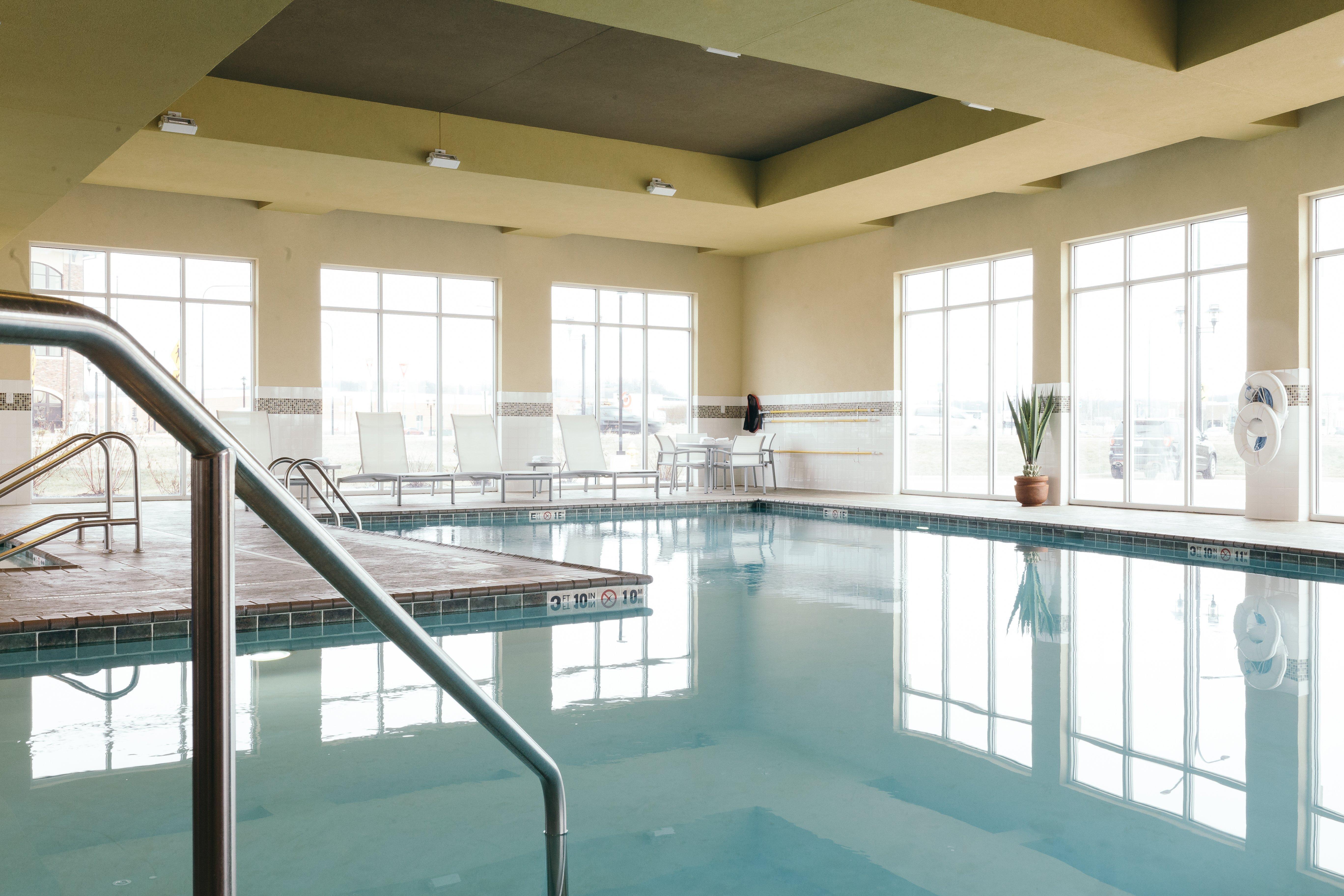 Holiday Inn And Suites East Peoria By Ihg Kültér fotó